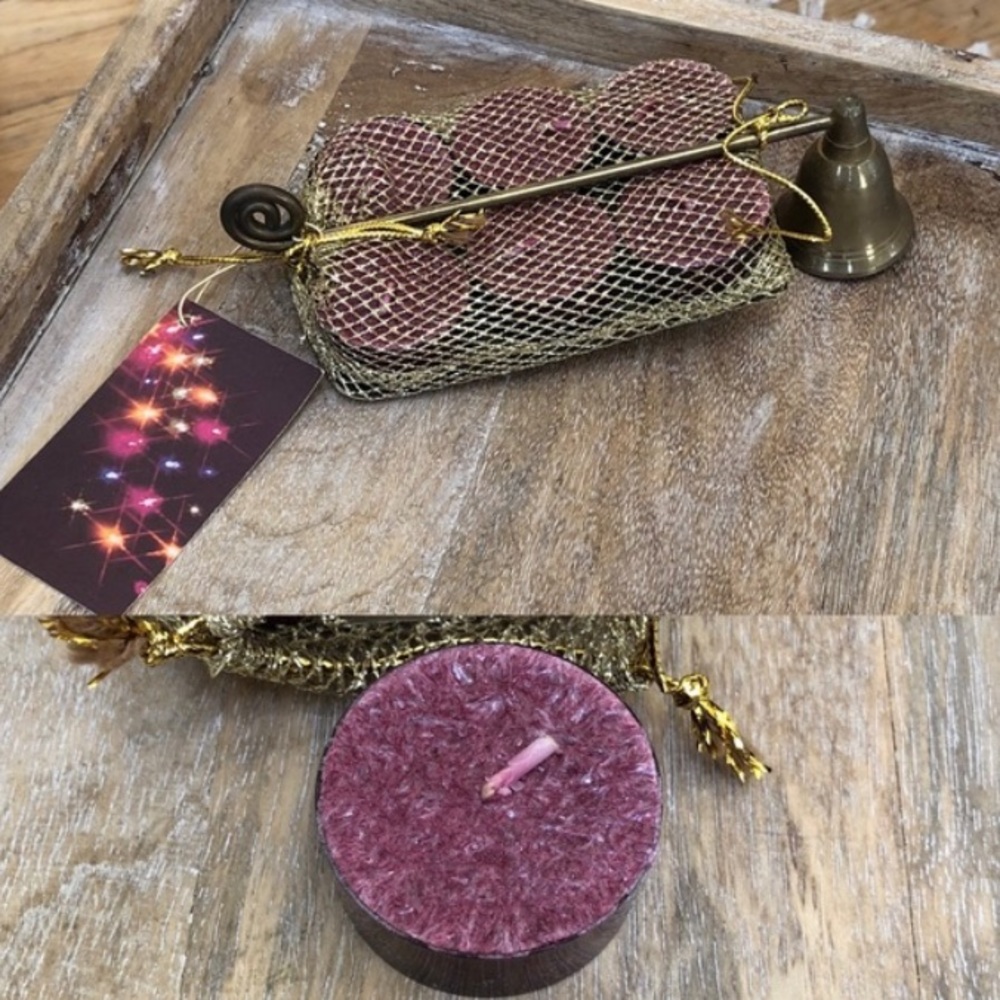 The Body Shop Snuffer & Mulled Berries Tea Lights
